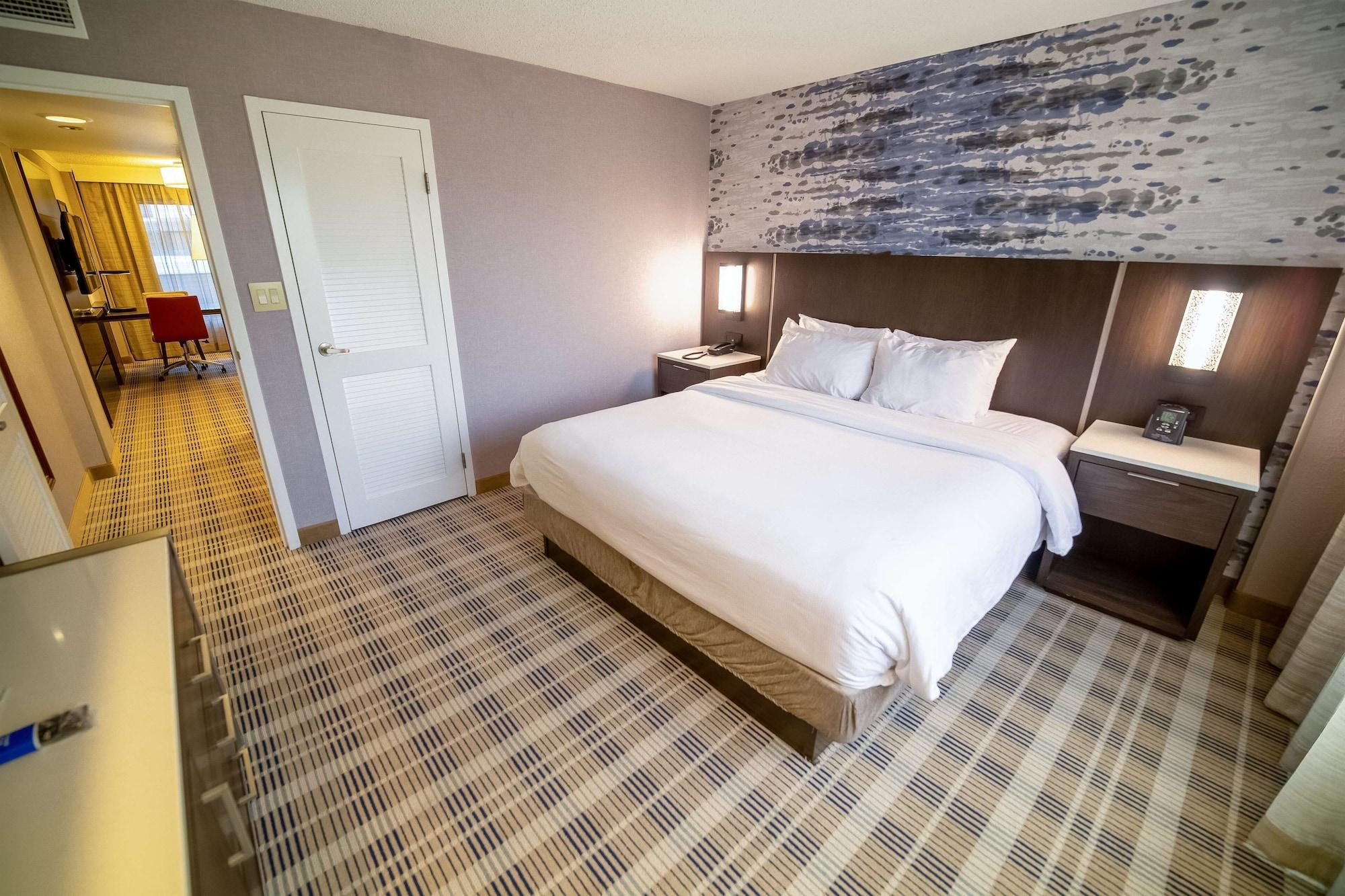 Embassy Suites By Hilton Kansas City Overland Park Dış mekan fotoğraf
