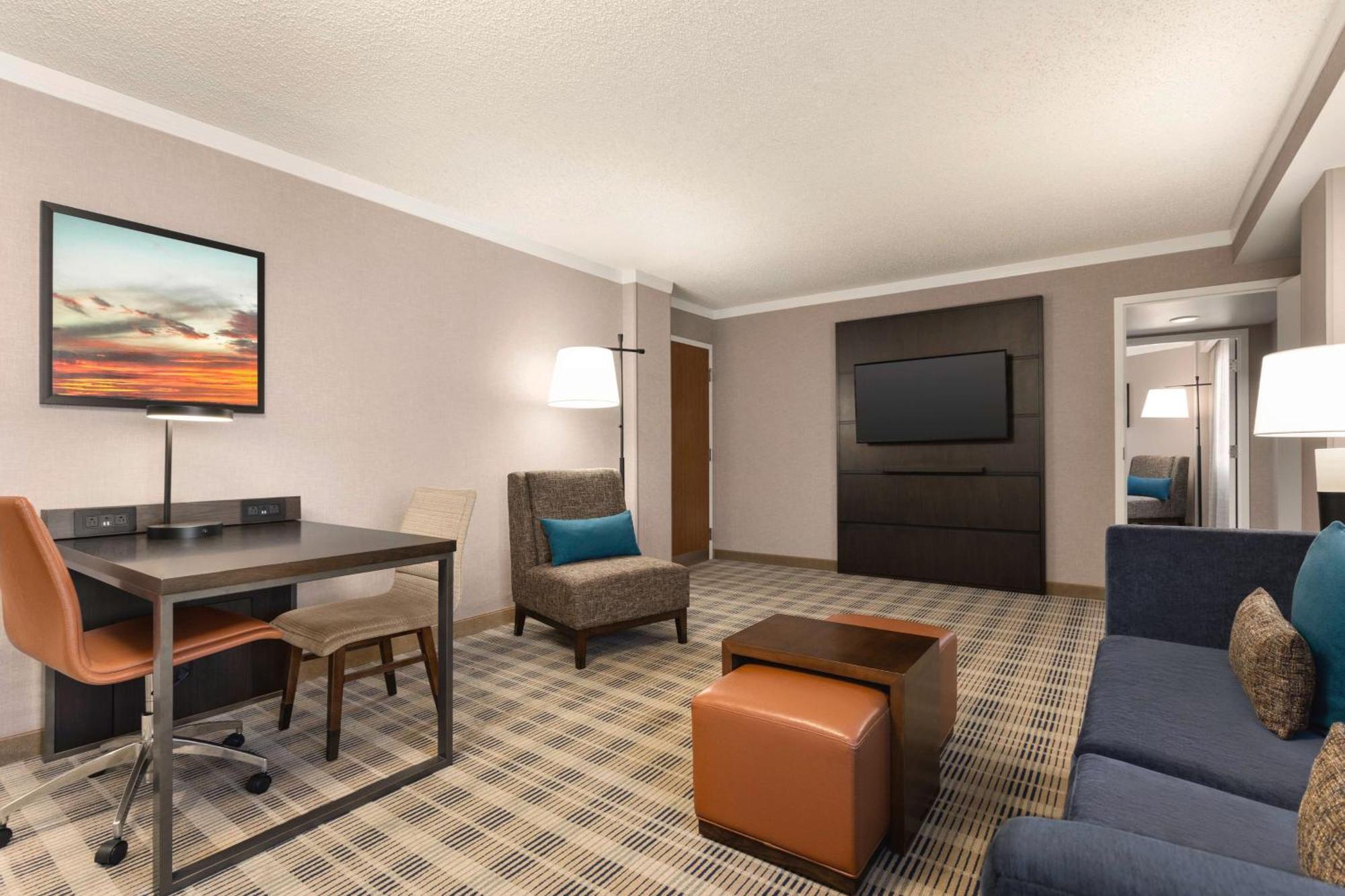 Embassy Suites By Hilton Kansas City Overland Park Dış mekan fotoğraf
