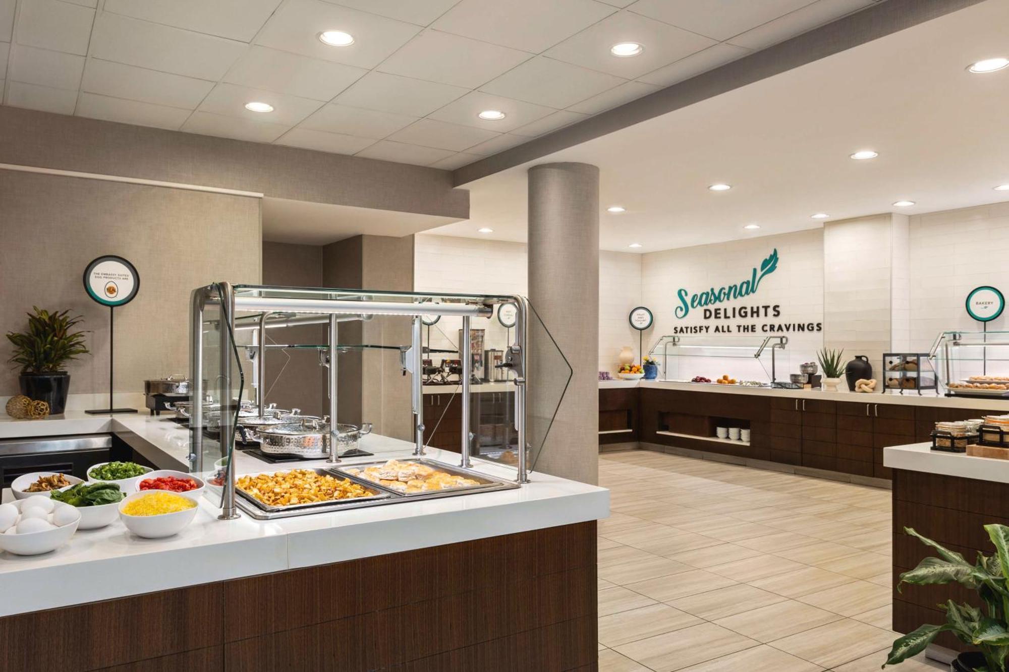 Embassy Suites By Hilton Kansas City Overland Park Dış mekan fotoğraf