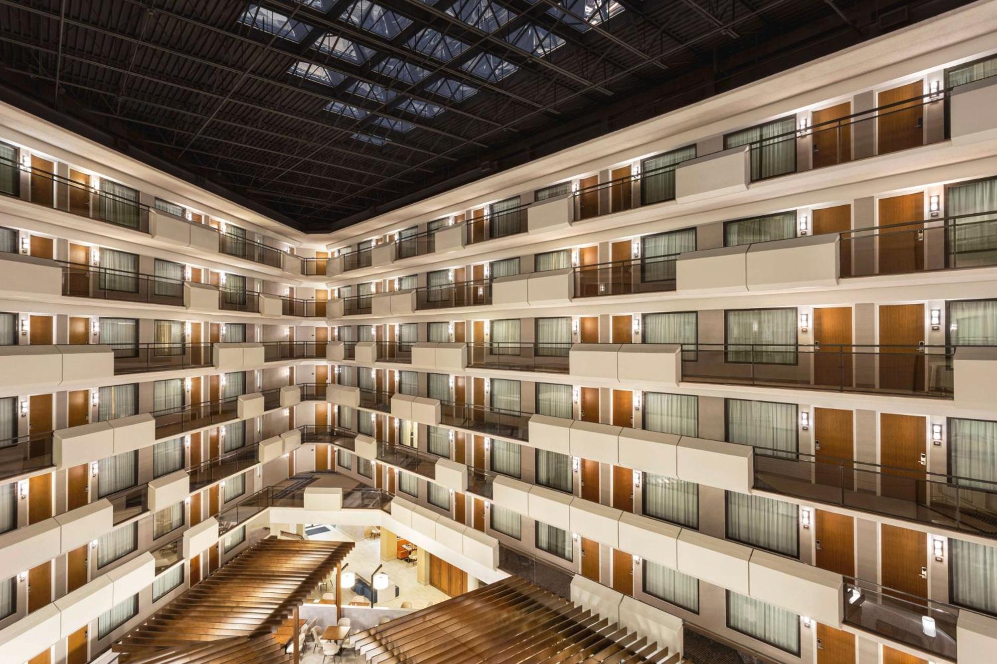 Embassy Suites By Hilton Kansas City Overland Park Dış mekan fotoğraf